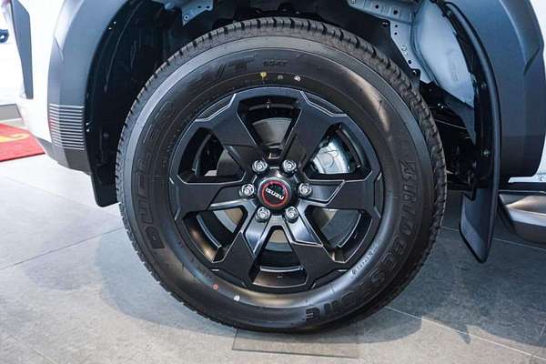 2025 Isuzu D-MAX X-TERRAIN 4X4