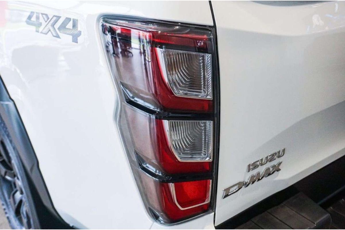 2025 Isuzu D-MAX X-TERRAIN 4X4