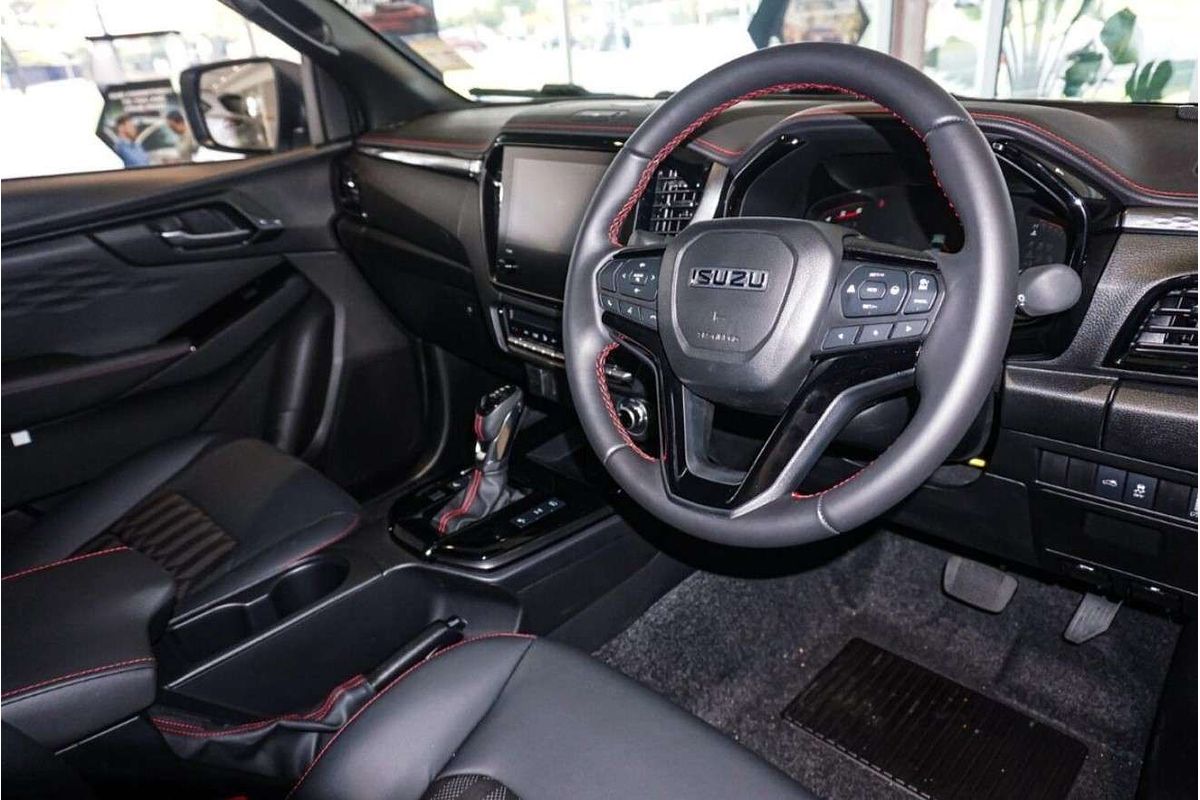 2025 Isuzu D-MAX X-TERRAIN 4X4