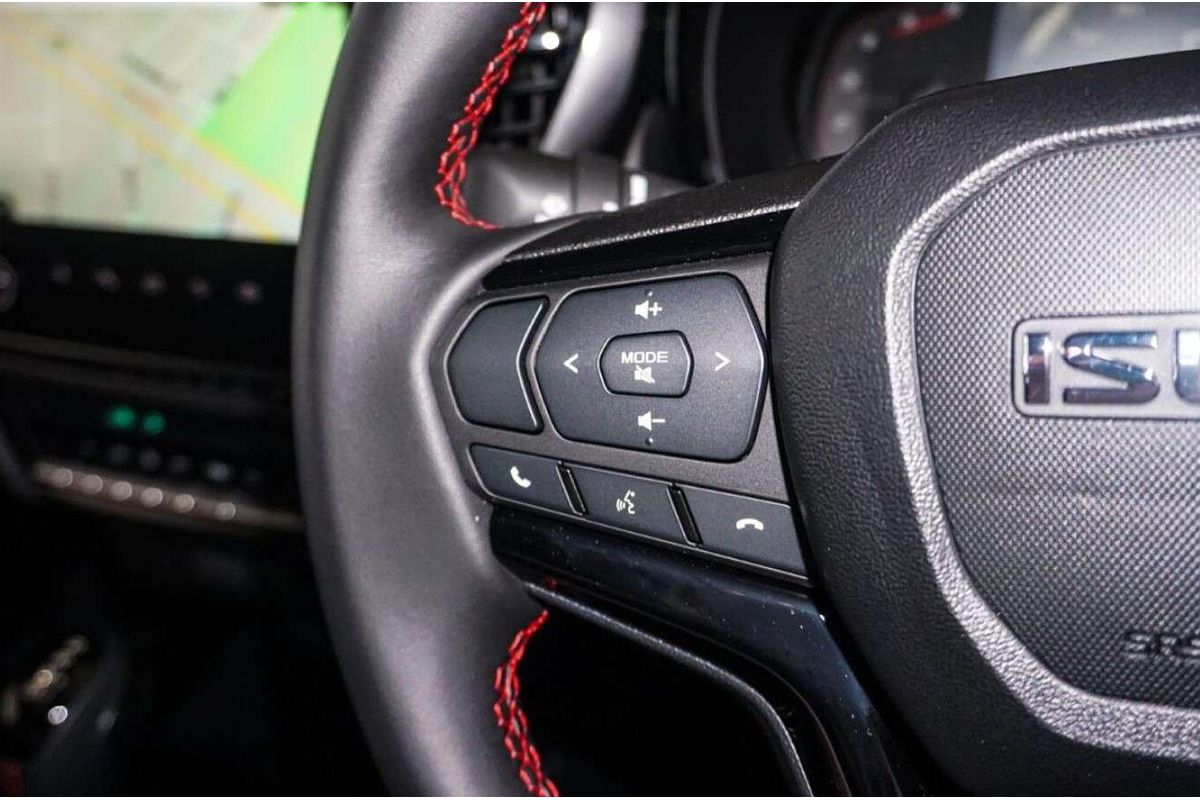 2025 Isuzu D-MAX X-TERRAIN 4X4