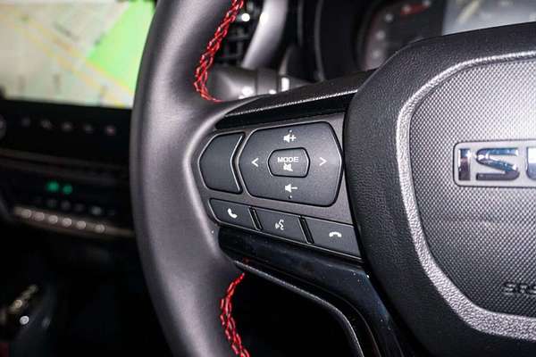 2025 Isuzu D-MAX X-TERRAIN 4X4