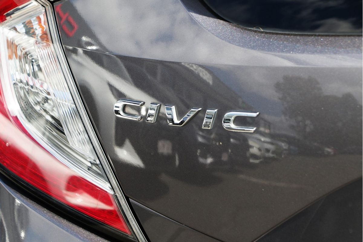 2019 Honda Civic VTi-LX 10th Gen