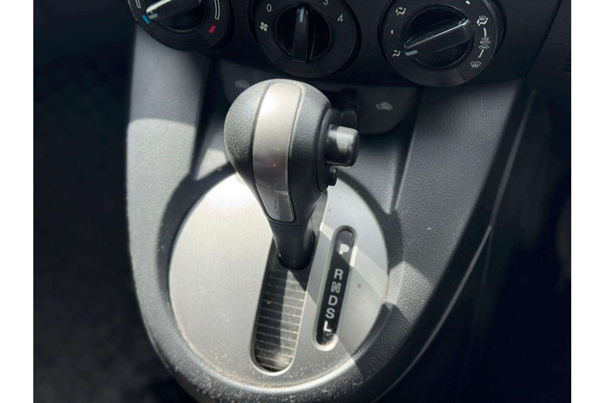 2011 Mazda 2 Neo DE Series 1