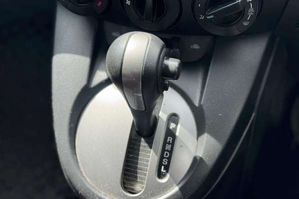 2011 Mazda 2 Neo DE Series 1