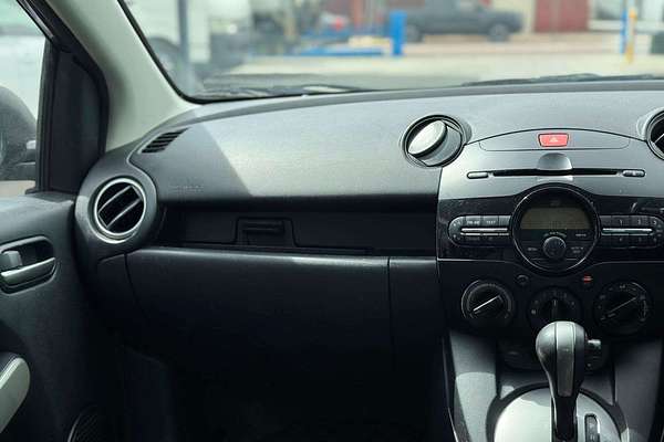 2011 Mazda 2 Neo DE Series 1