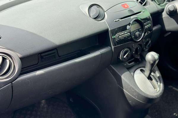 2011 Mazda 2 Neo DE Series 1