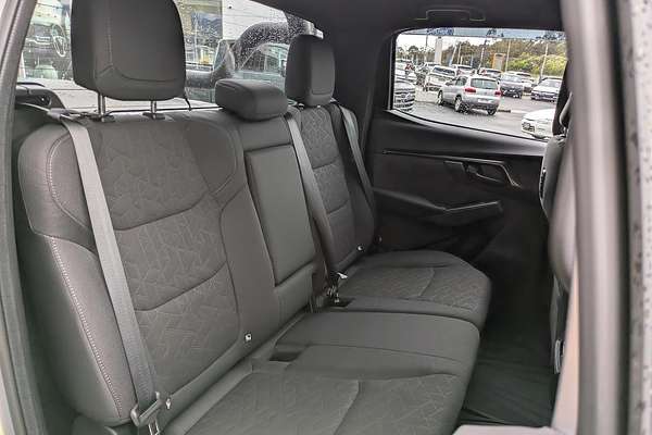 2025 Isuzu D-MAX X-RIDER 4X4