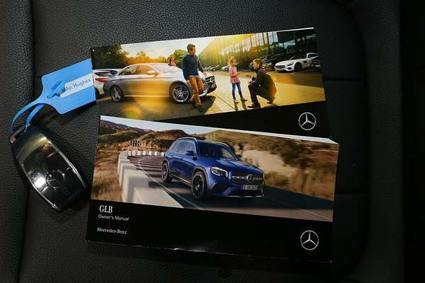2022 Mercedes-Benz GLB-Class GLB200 X247