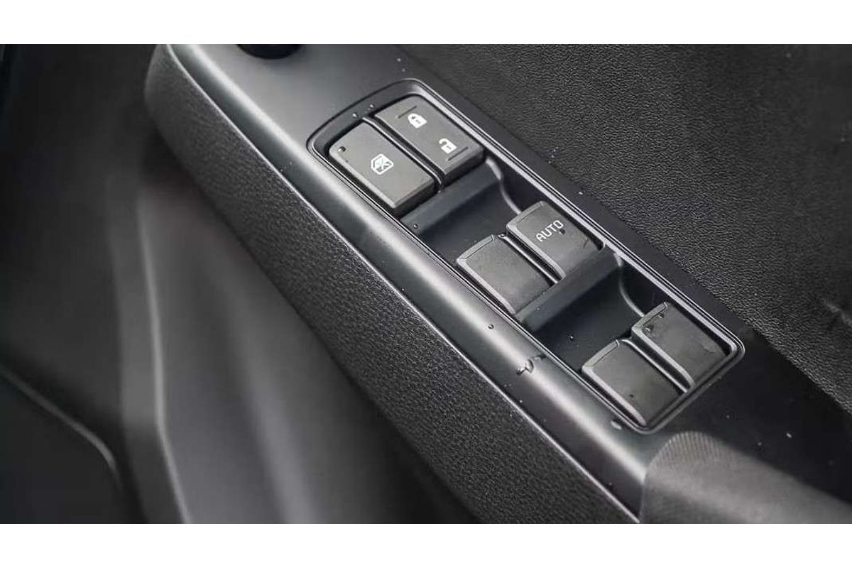 2025 Isuzu D-MAX SX 4X4