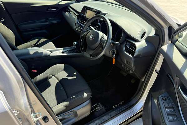 2019 Toyota C-HR NGX10R