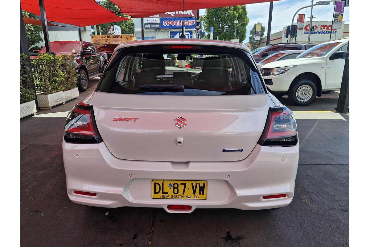 2024 Suzuki Swift Hybrid UZ