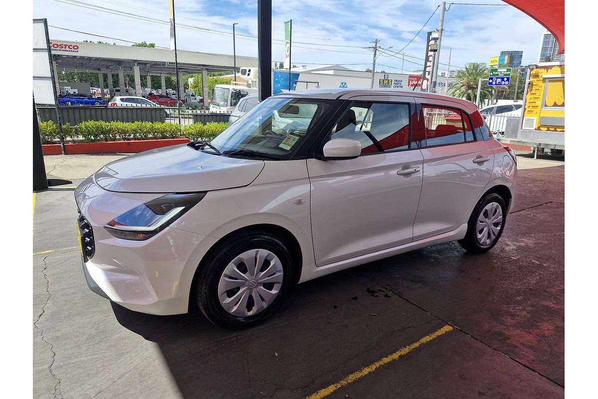 2024 Suzuki Swift Hybrid UZ