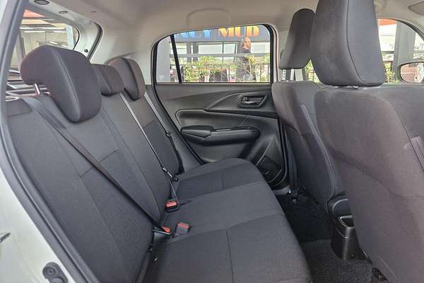 2024 Suzuki Swift Hybrid UZ