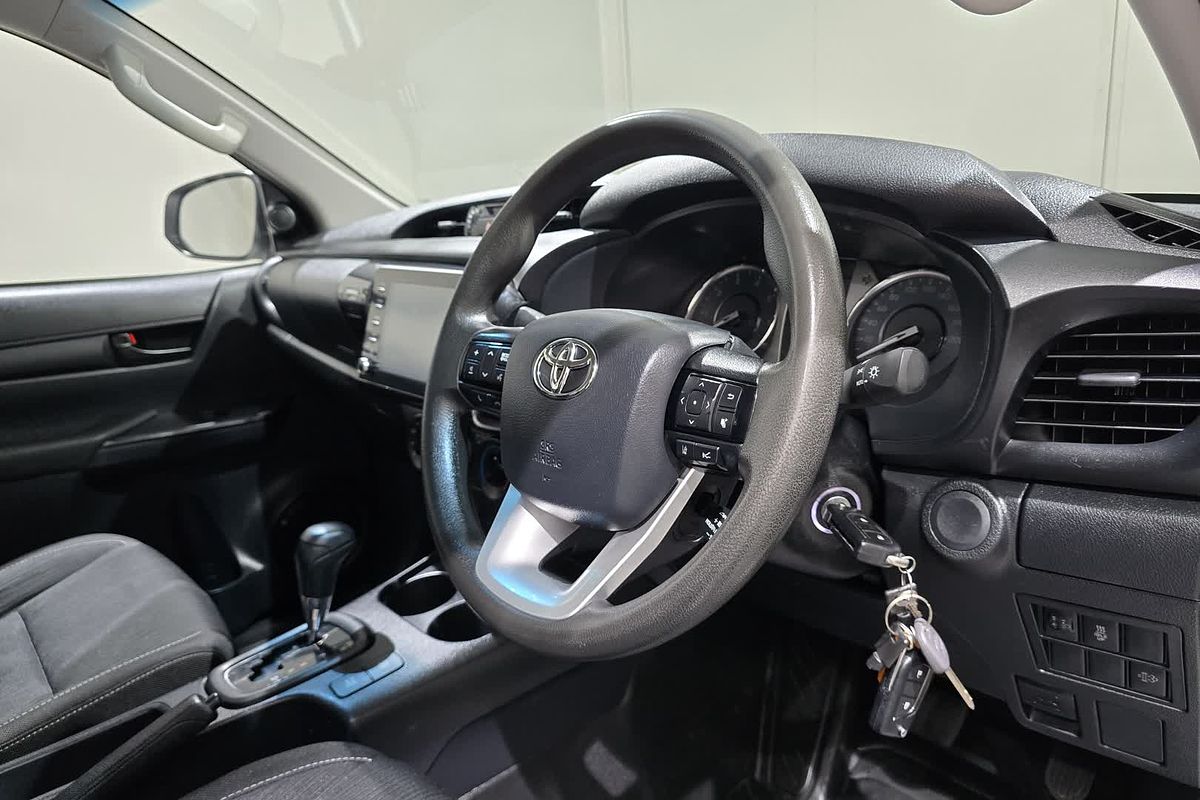 2021 Toyota Hilux SR GUN126R 4X4