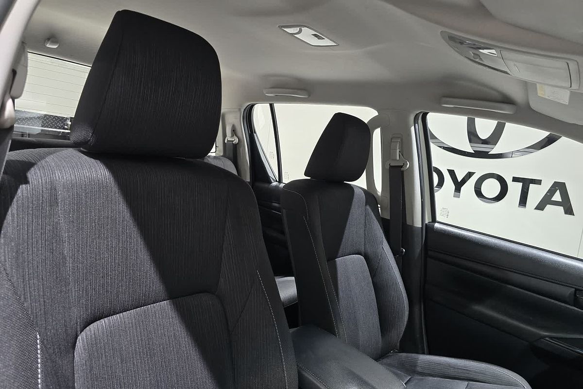 2021 Toyota Hilux SR GUN126R 4X4