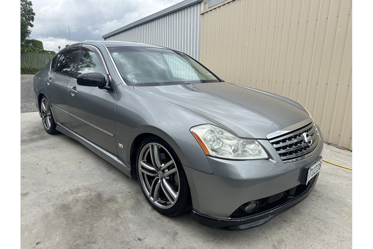 2005 Nissan FUGA