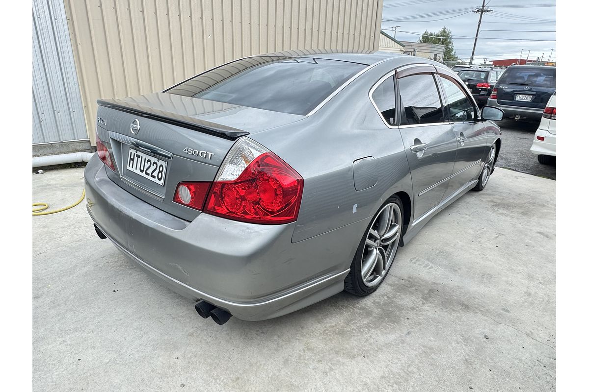 2005 Nissan FUGA