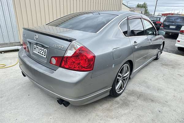 2005 Nissan FUGA