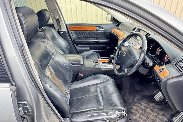 2005 Nissan FUGA