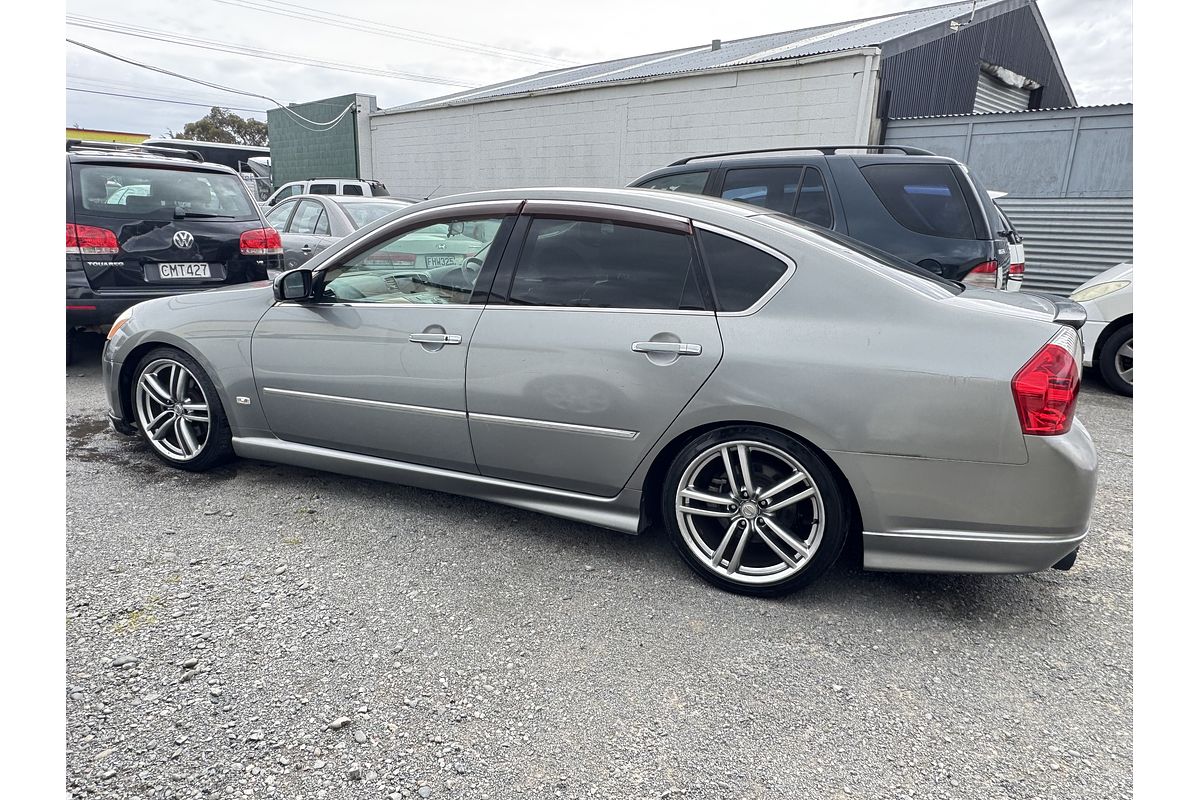 2005 Nissan FUGA