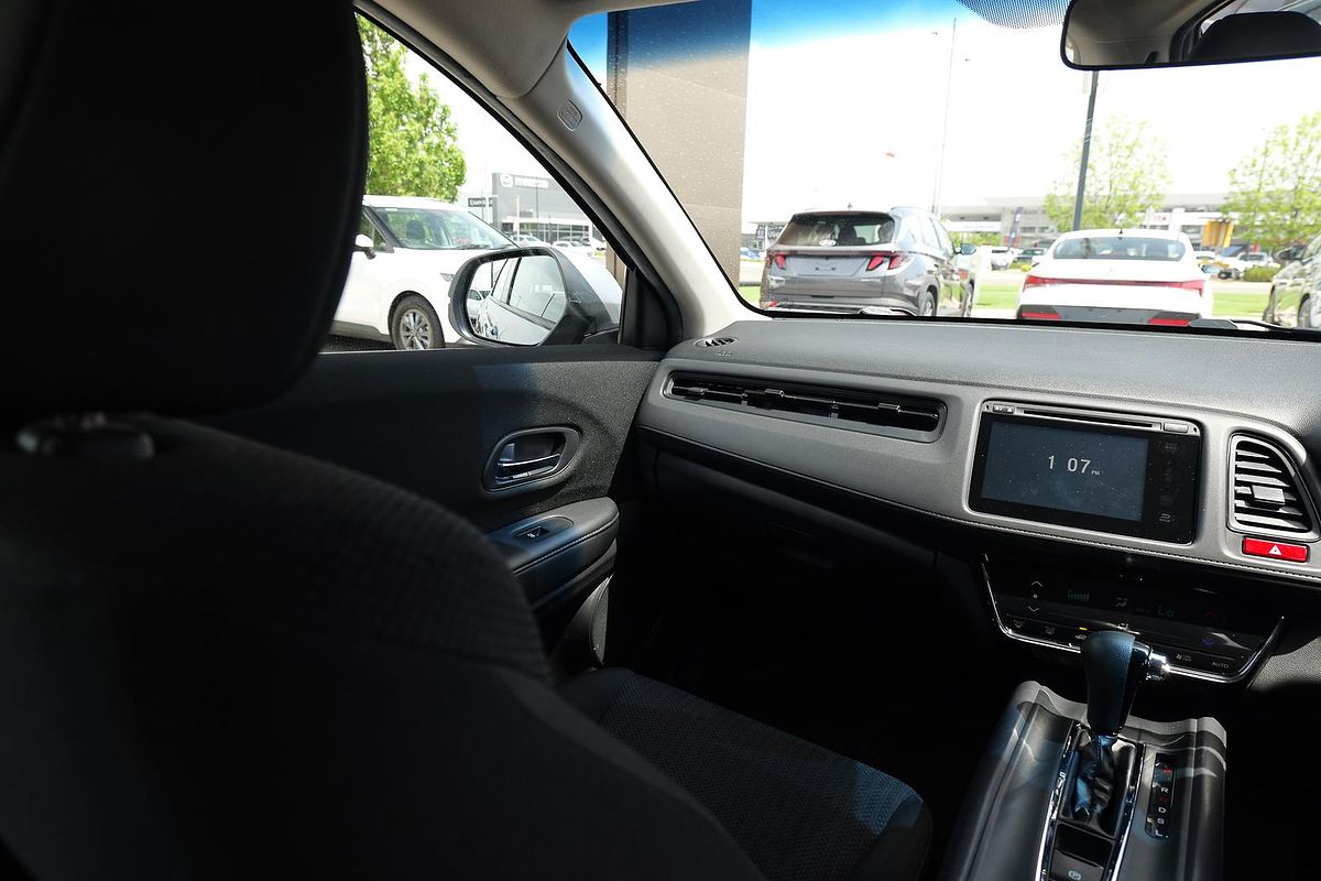 2017 Honda HR-V VTi