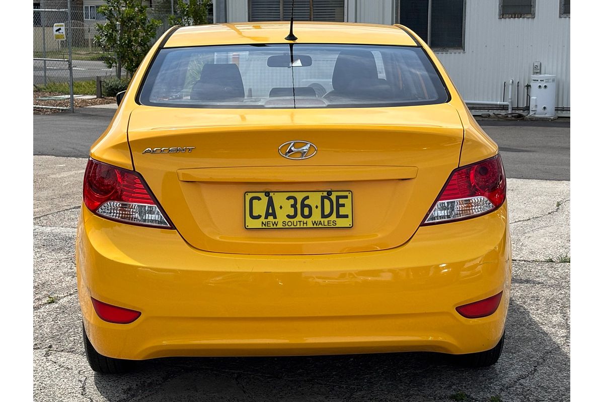 2013 Hyundai Accent Active RB2