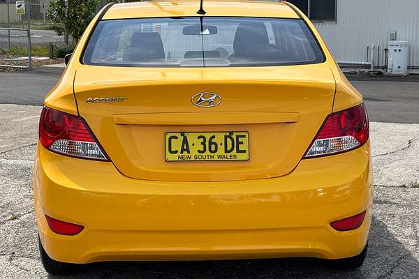 2013 Hyundai Accent Active RB2