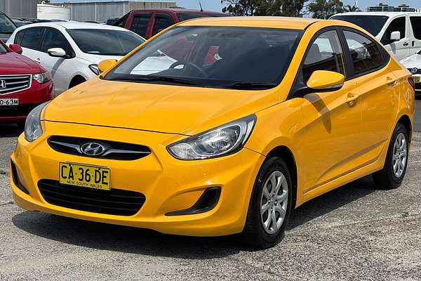 2013 Hyundai Accent Active RB2