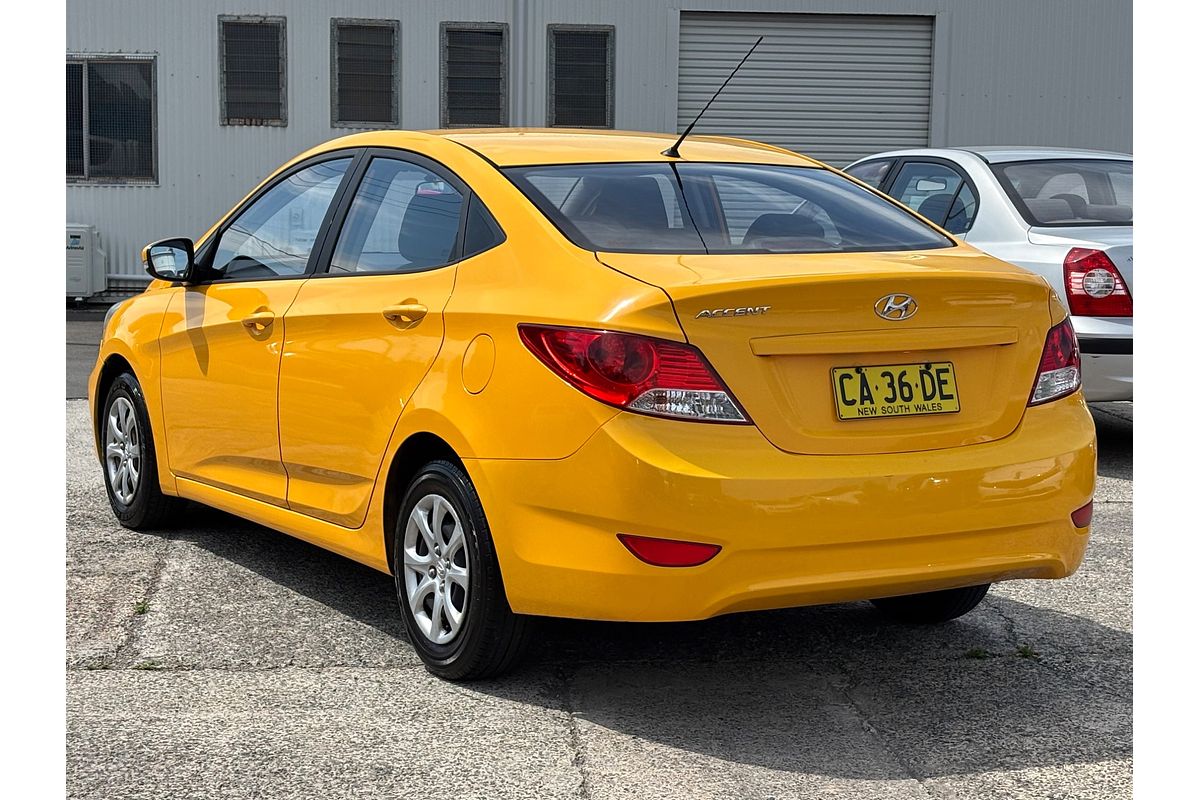 2013 Hyundai Accent Active RB2