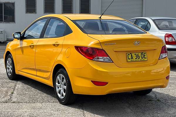 2013 Hyundai Accent Active RB2