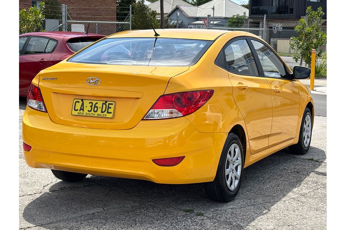 2013 Hyundai Accent Active RB2