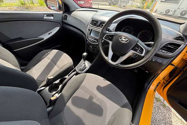 2013 Hyundai Accent Active RB2