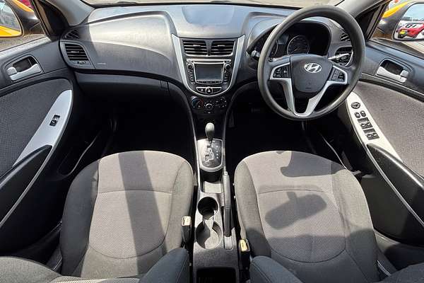 2013 Hyundai Accent Active RB2