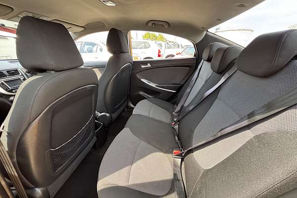 2013 Hyundai Accent Active RB2