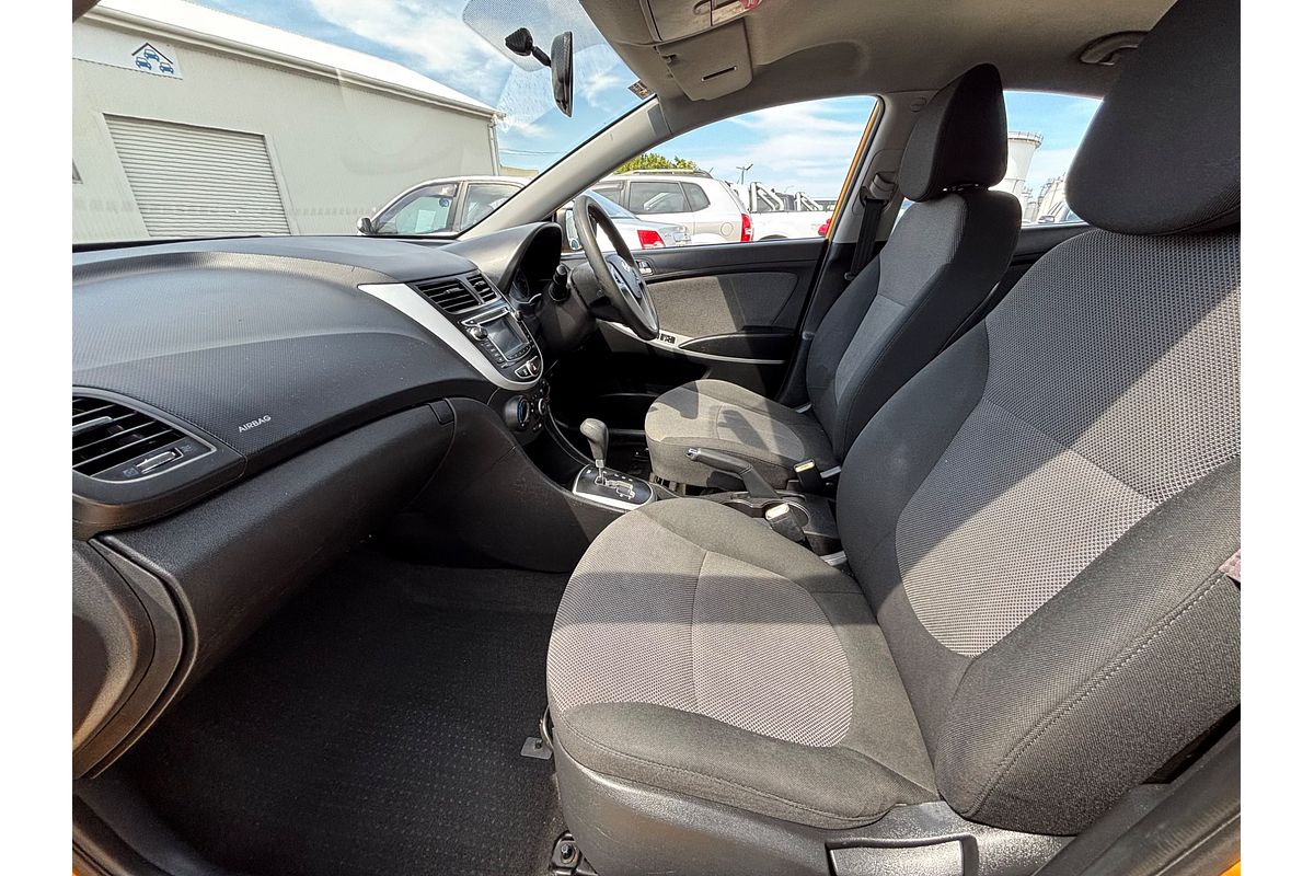 2013 Hyundai Accent Active RB2
