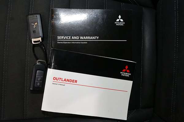 2020 Mitsubishi Outlander LS ZL