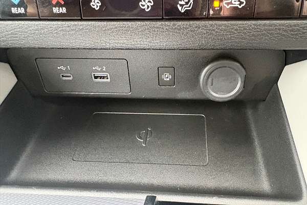 2024 Mitsubishi Outlander PHEV Exceed ZM