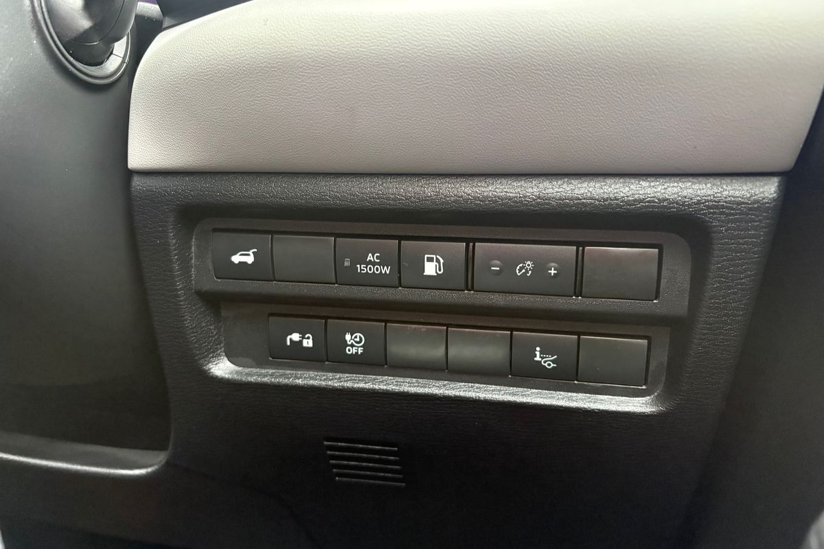 2024 Mitsubishi Outlander PHEV Exceed ZM