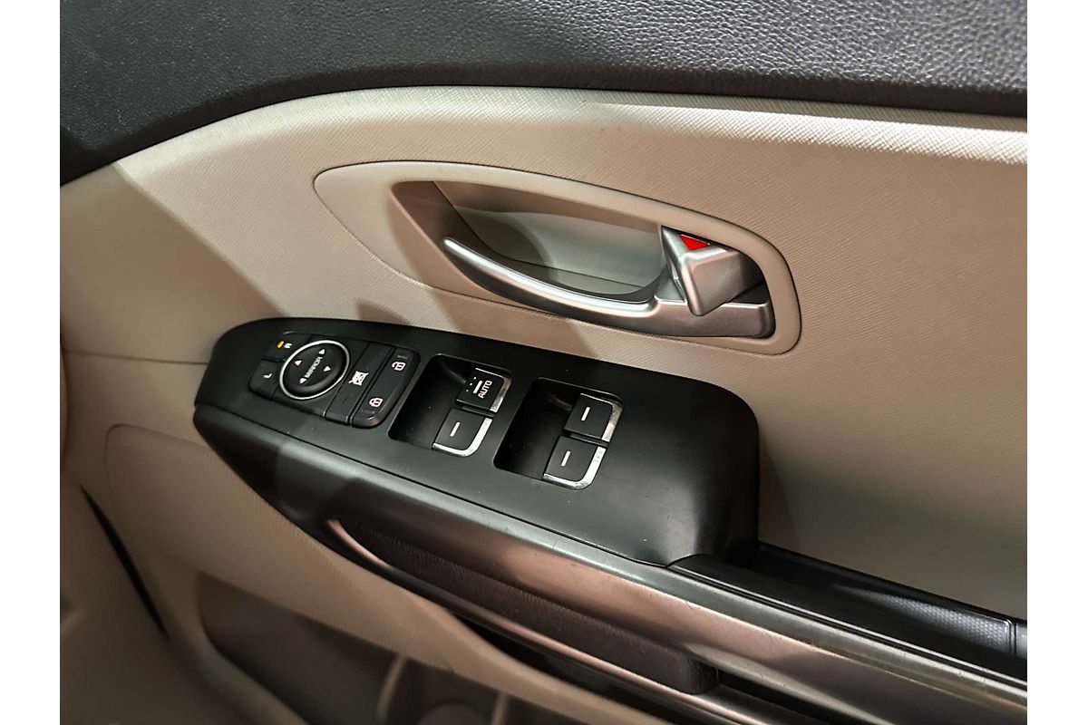 2019 Kia Carnival S YP