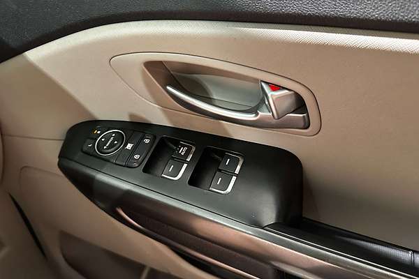 2019 Kia Carnival S YP
