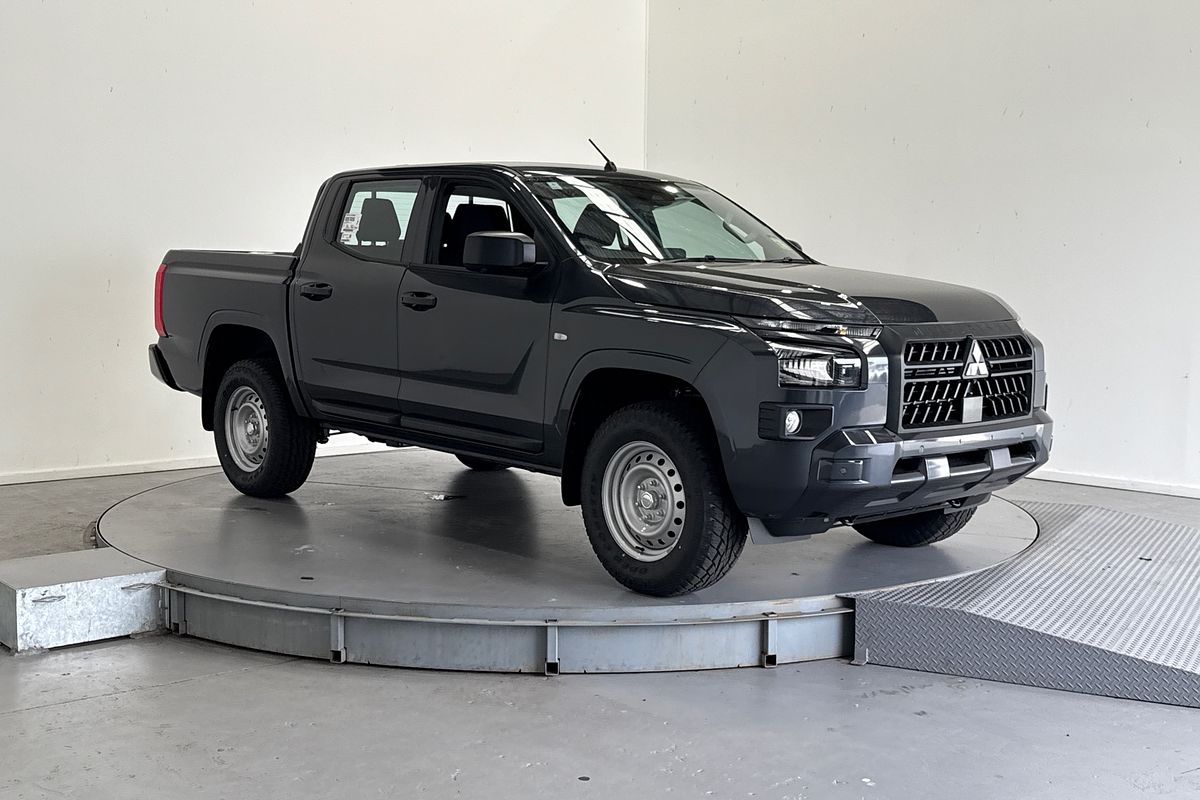 2025 Mitsubishi Triton GLX MV 4X4