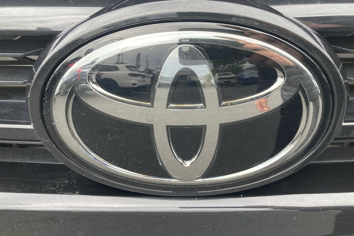 2023 Toyota Hilux SR5 GUN126R 4X4