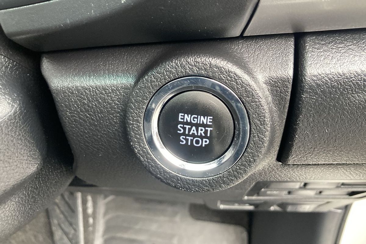 2023 Toyota Hilux SR5 GUN126R 4X4