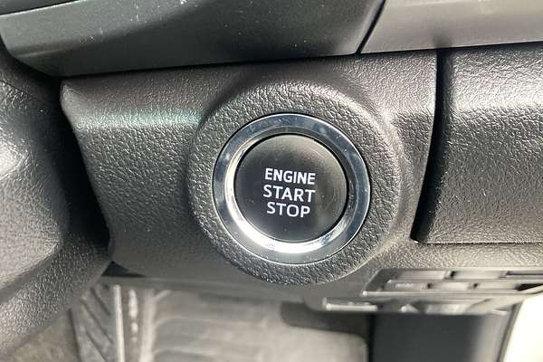 2023 Toyota Hilux SR5 GUN126R 4X4