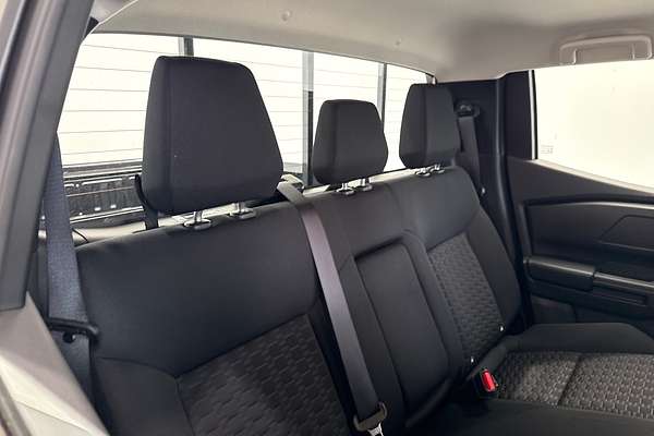 2025 Mitsubishi Triton GLX MV 4X4