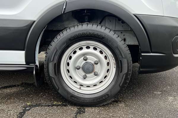 2019 Ford Transit 350L VO LWB Mid Roof