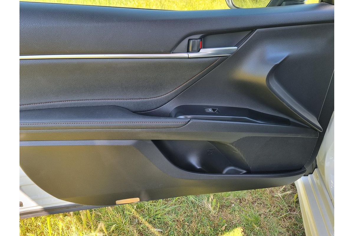 2018 Toyota Camry SL