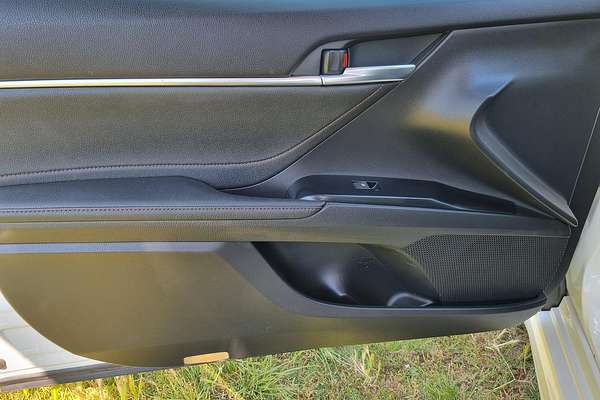 2018 Toyota Camry SL