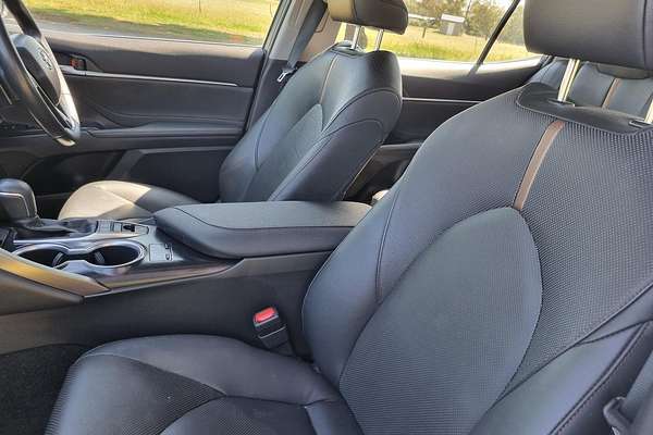 2018 Toyota Camry SL