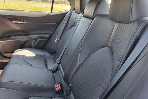 2018 Toyota Camry SL